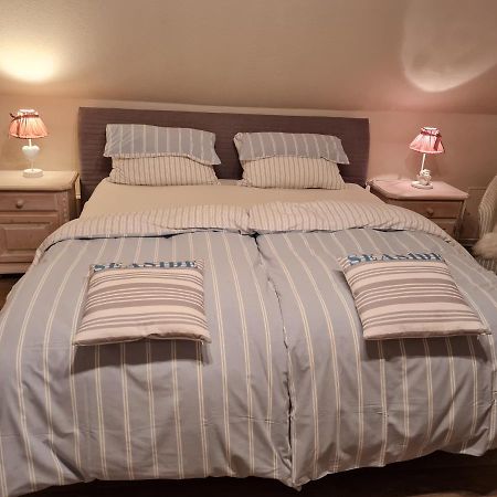 Apartment Seaside هوسوم المظهر الخارجي الصورة